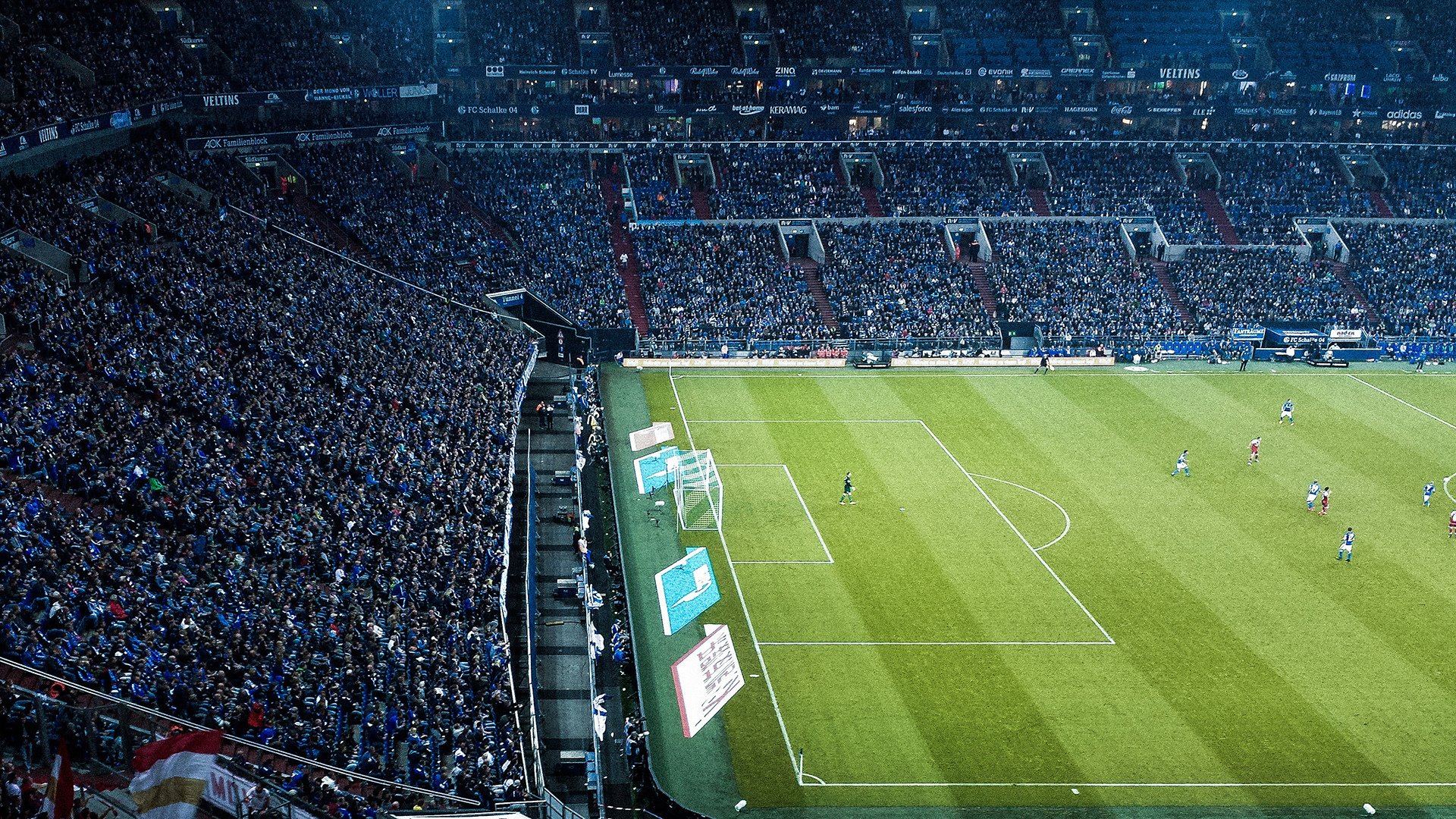 kaiyun 开云体育-“中国足球职业联赛新纪元：多样化发展”，中国实行足球职业联赛